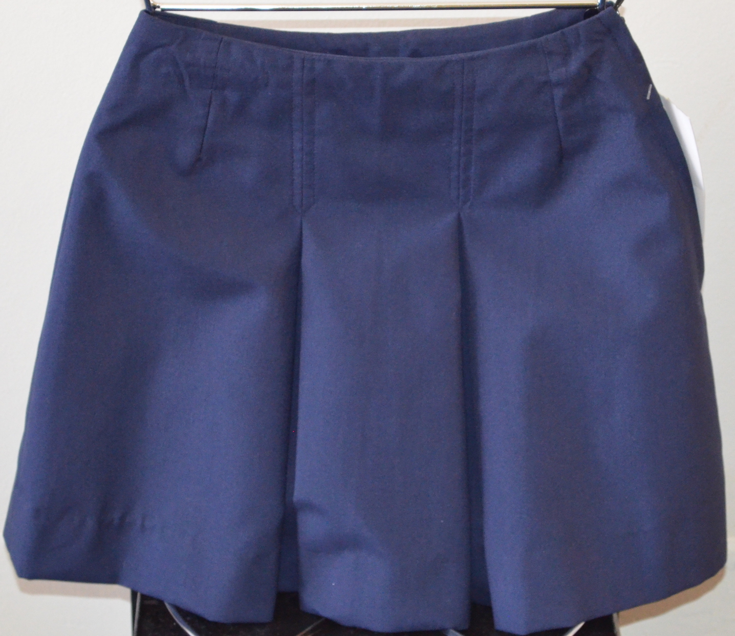 Junior Navy Pleated skirt.